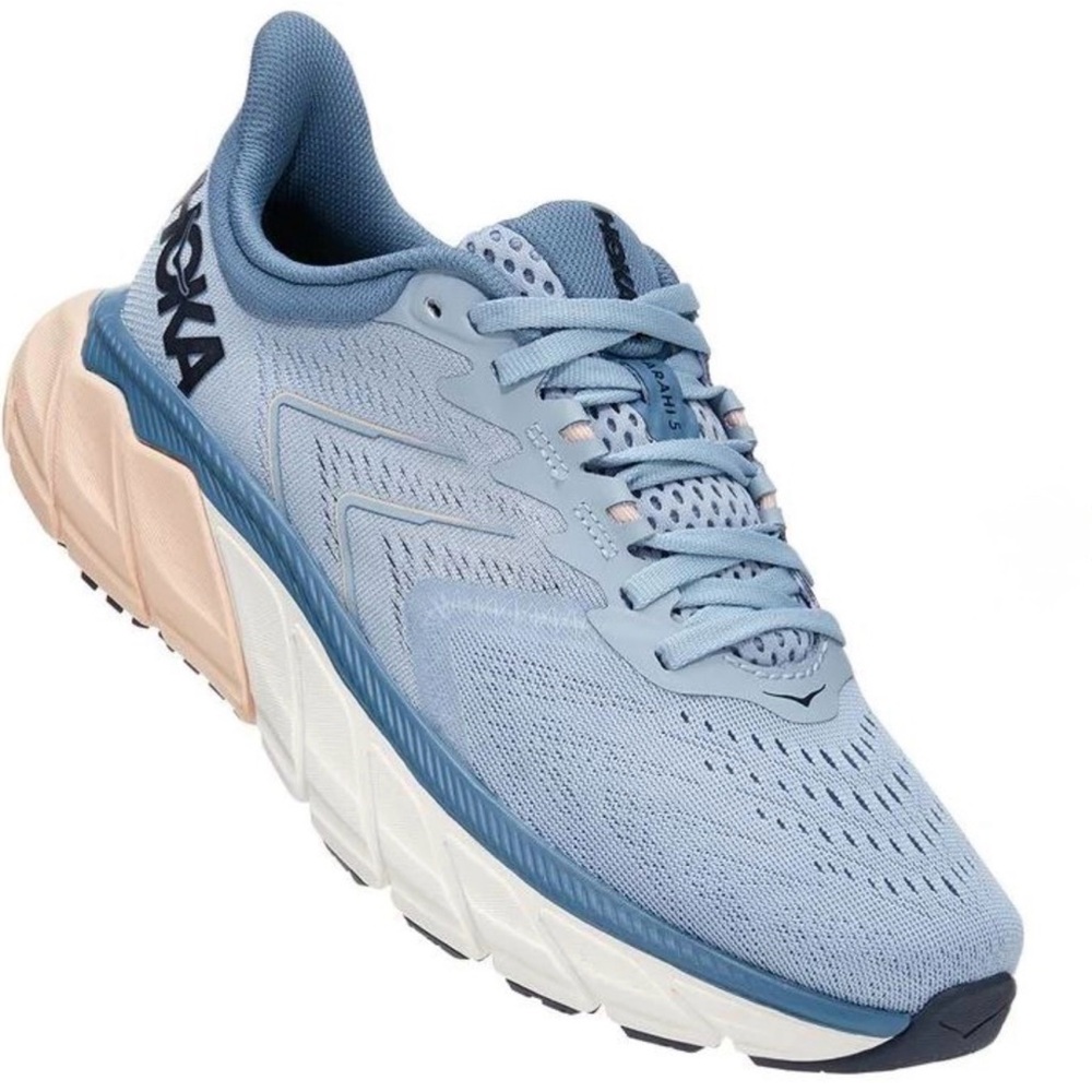 Hoka One One Arahi 5 Women's Light Blue and Beige Athletic Shoes